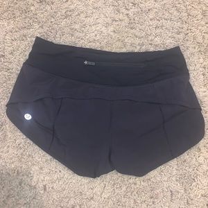 Lululemon Speed Up Low-Rise 2.5” Short
